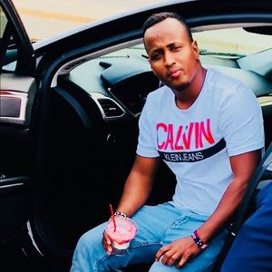 Meet your Posher, Ahmed